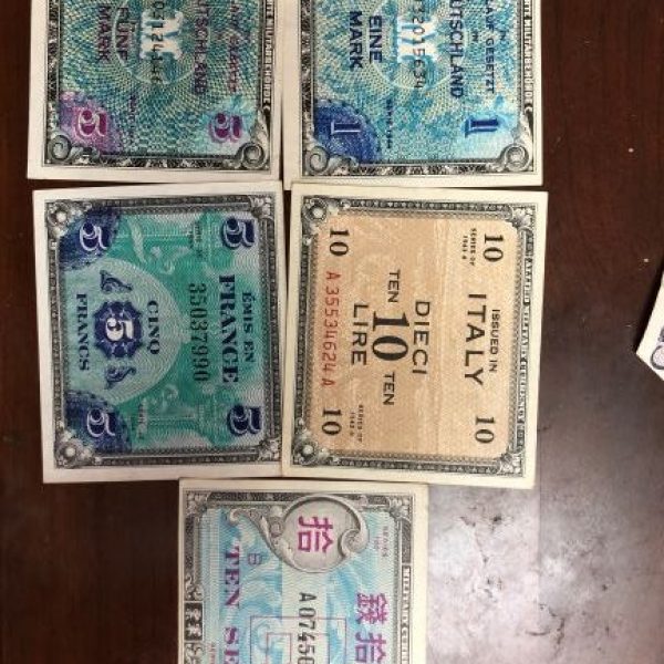 Allied Military Currency AU / UNC Lots (5 Notes)